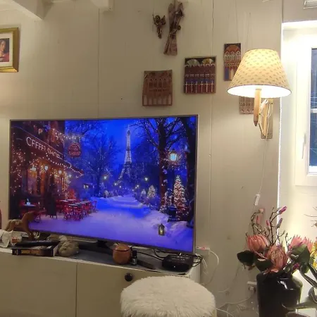 Paris Authentic House With Courtyard 12 Rue Labourse 94250 דירה *