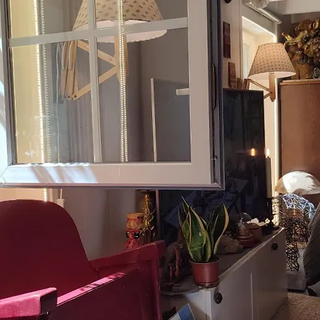 Paris Authentic House With Courtyard 12 Rue Labourse 94250 Apartment *