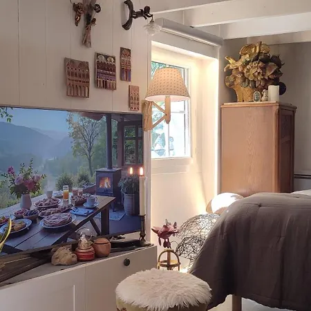 Paris Authentic House With Courtyard 12 Rue Labourse 94250