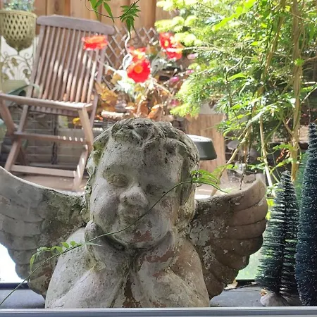 Paris Authentic House With Courtyard 12 Rue Labourse 94250 * ג'נטילי