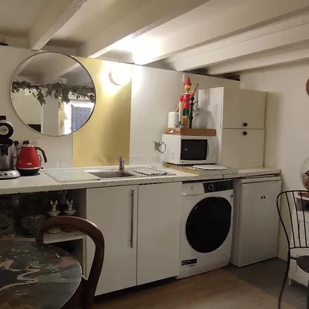 Paris Authentic House With Courtyard Lejlighed