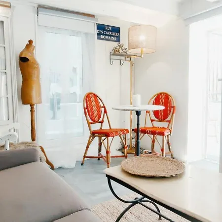 Paris Authentic House With Courtyard Appartement *