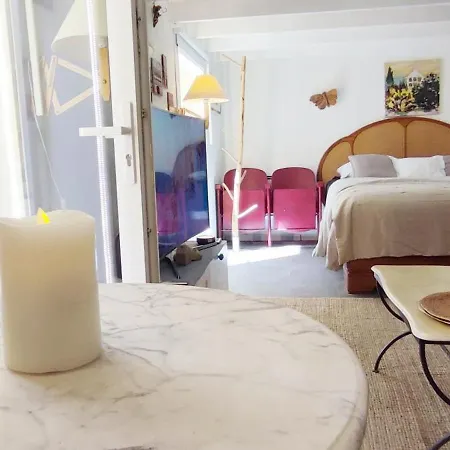 Appartement Paris Authentic House With Courtyard *